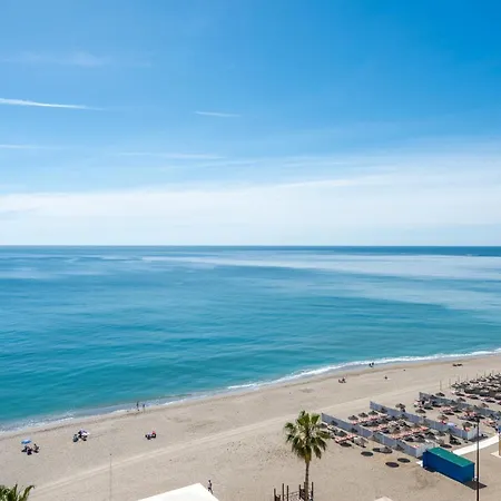 Apartment Beachfront Luxury: Sea View