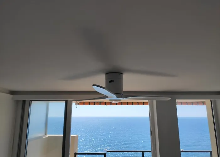 شقة Beachfront -- New Luxury -- 1ª Linea Playa -- Center -- Private Parking -- Panoramic Sea Views -- *